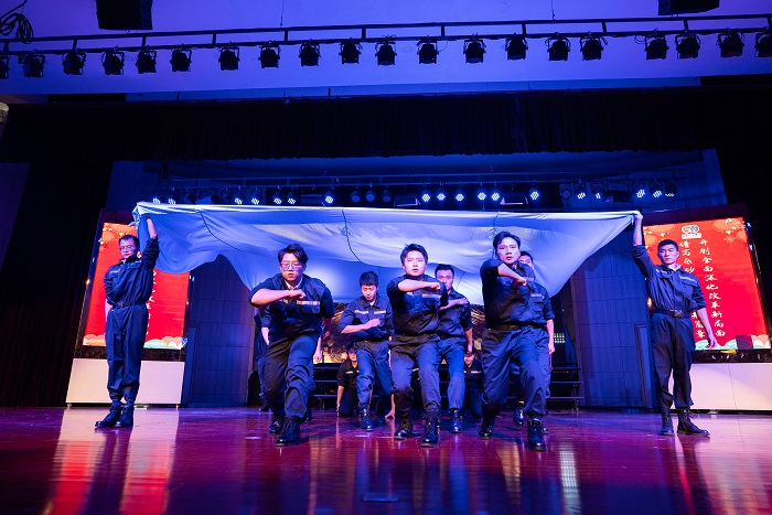 1737881344578814.jpg 03.jpg